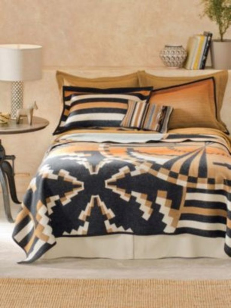 LOS OJOS BLANKET atelieryuwa.ciao.jp